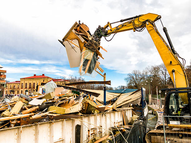 Best Construction Debris Removal  in Lake Catherine, IL